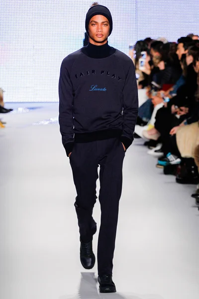 Look 27